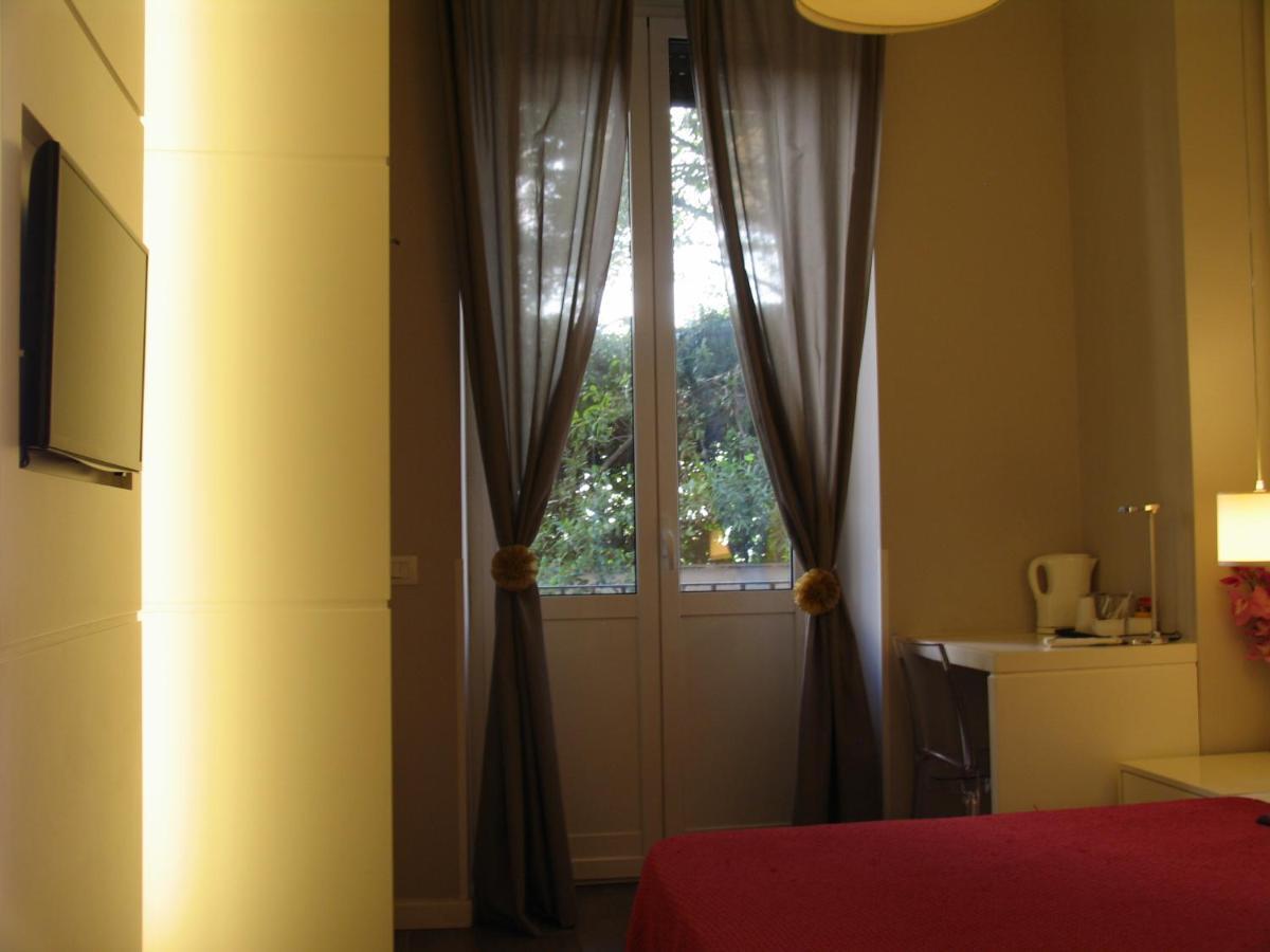 Dea Roma Inn Luaran gambar